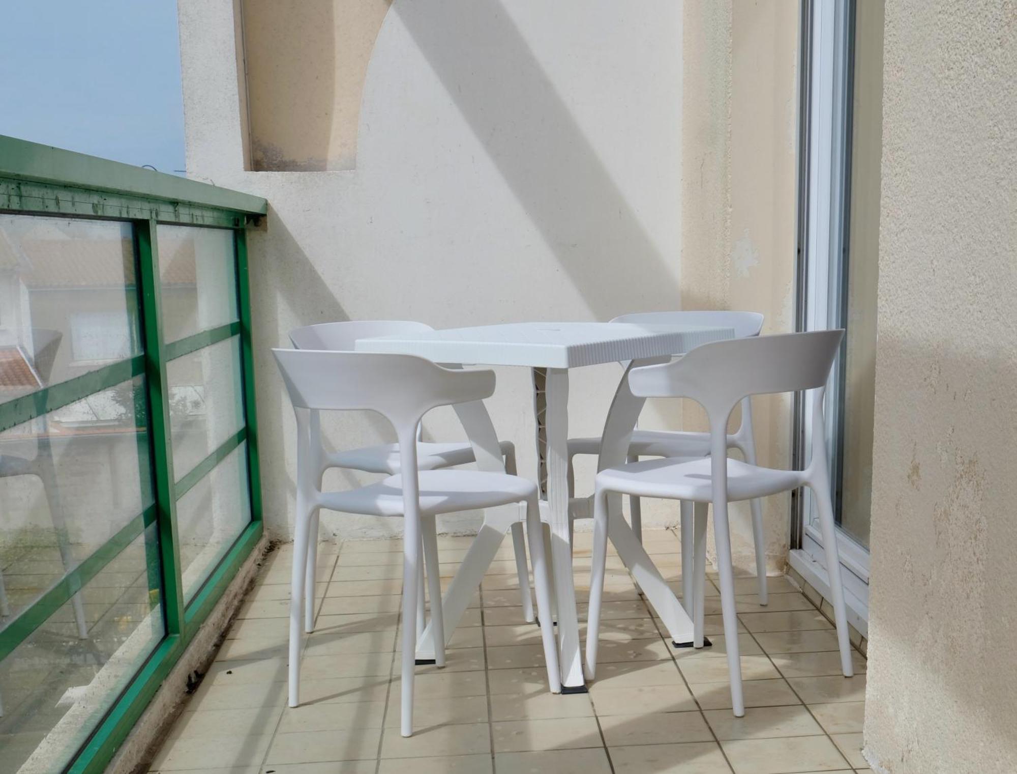 Appartement Lumineux, 80M2, Au Calme, 10Mn A Pieds De La Plage Ле-Сабль-д'Олонн Екстер'єр фото